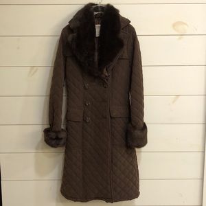 Y Apparel Quilted Coat with removal faux fur trim.  Size Medium